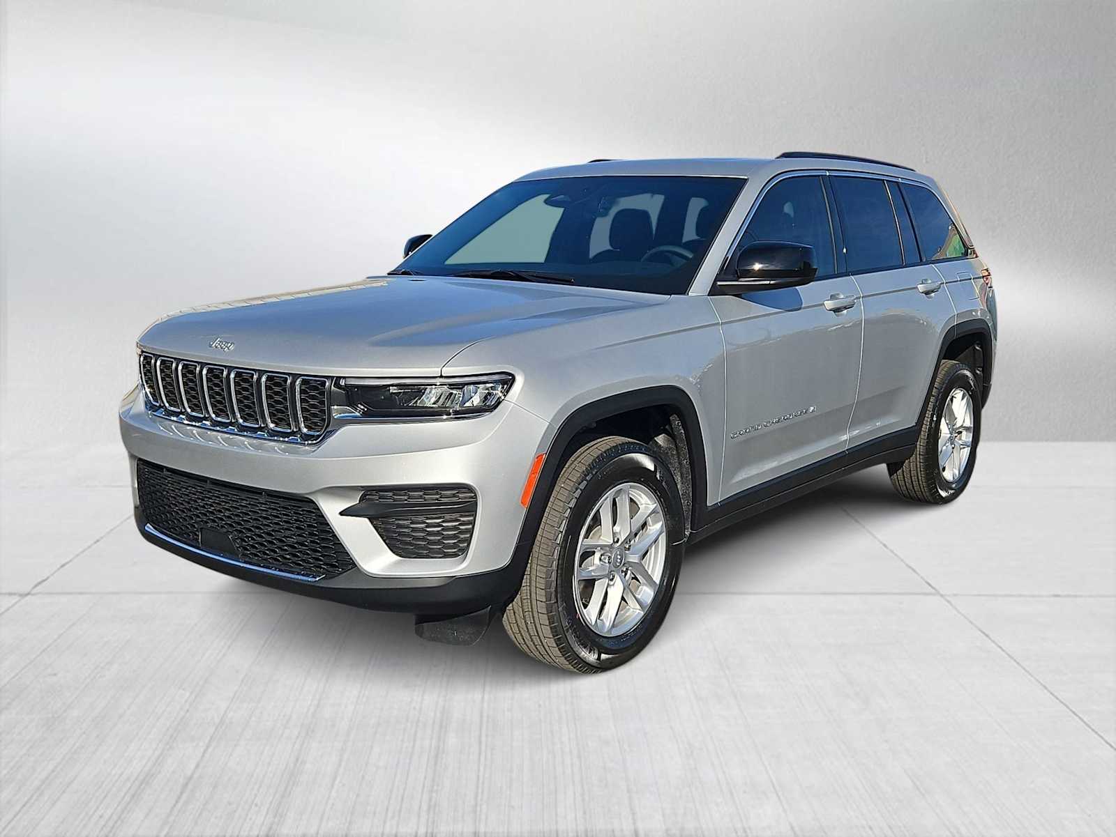 Thumbnail: 2026 Jeep Grand Cherokee - 4