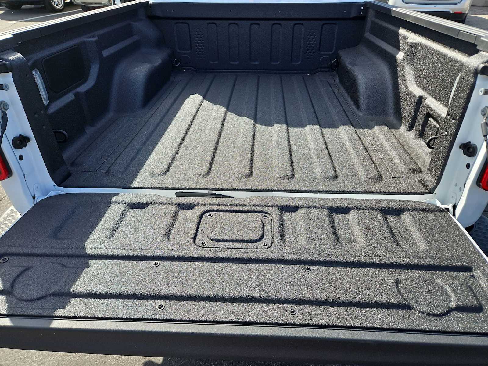 Thumbnail: 2026 Jeep Gladiator - 31