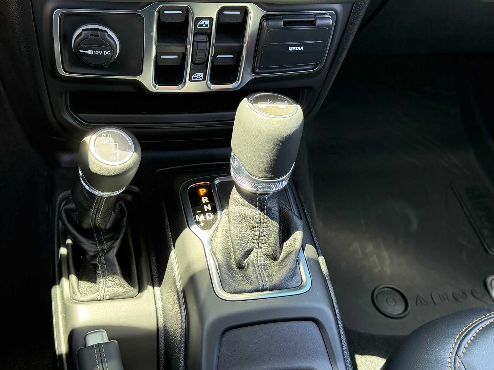 Thumbnail: 2026 Jeep Wrangler - 15