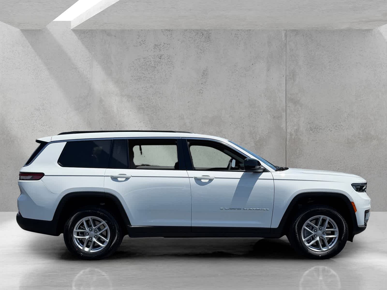 Thumbnail: 2026 Jeep Grand Cherokee L - 6