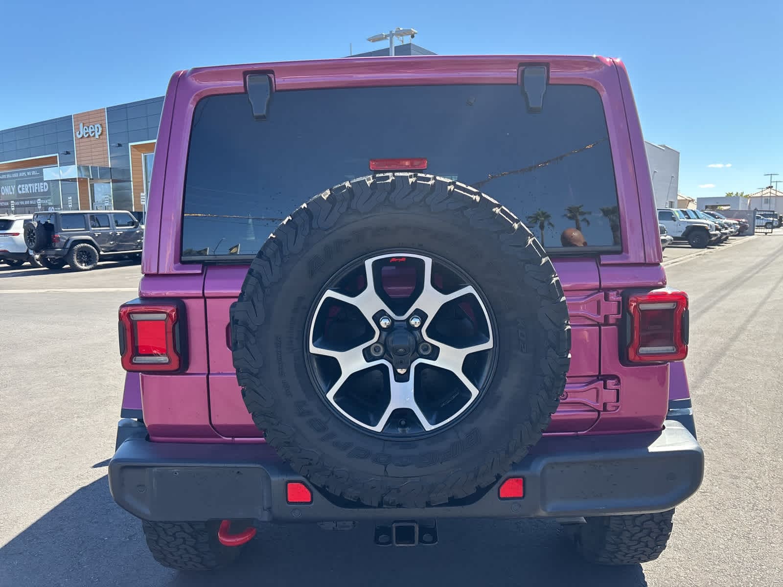 Thumbnail: 2022 Jeep Wrangler - 6