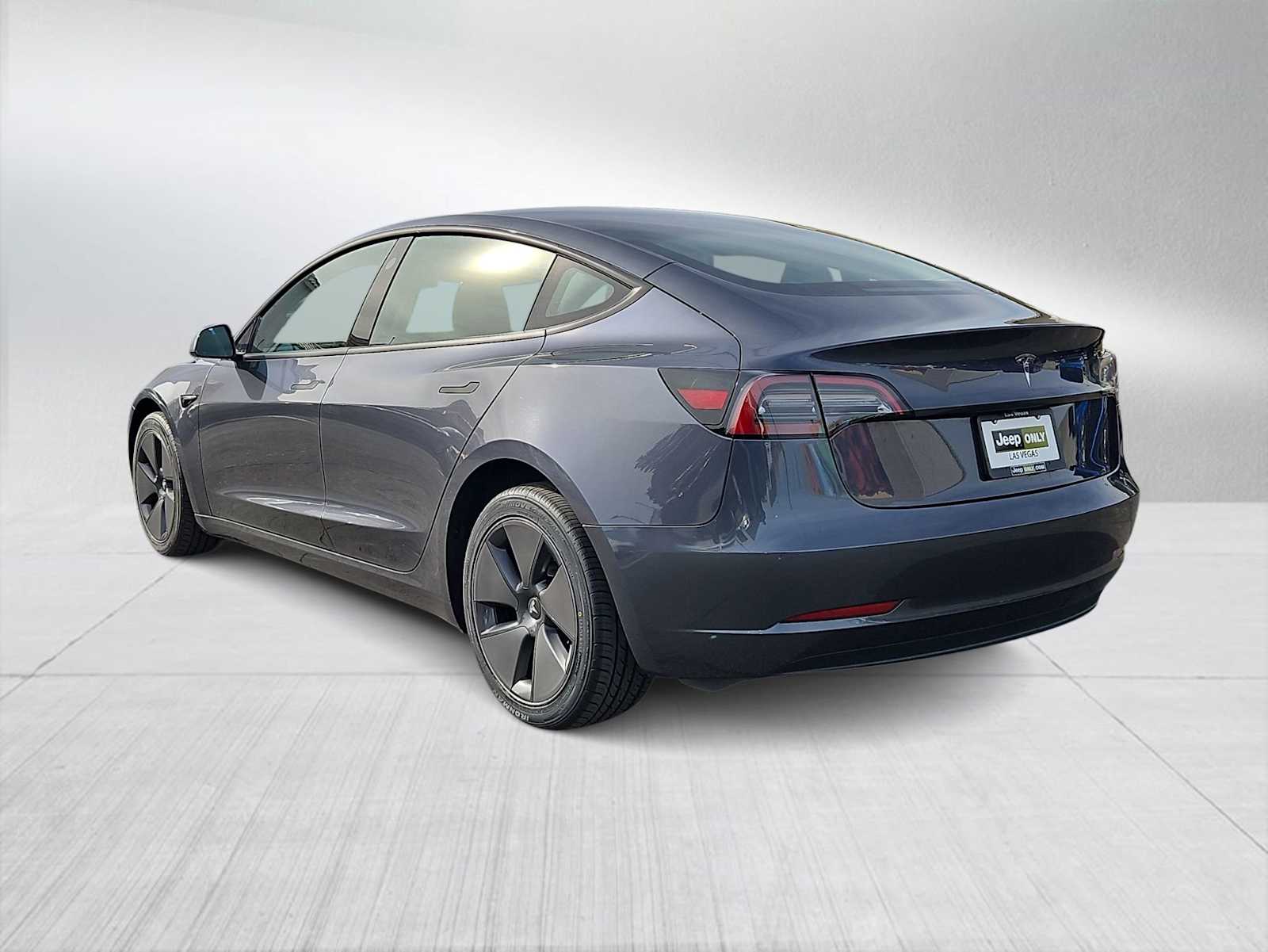 Thumbnail: 2023 Tesla Model 3 - 6