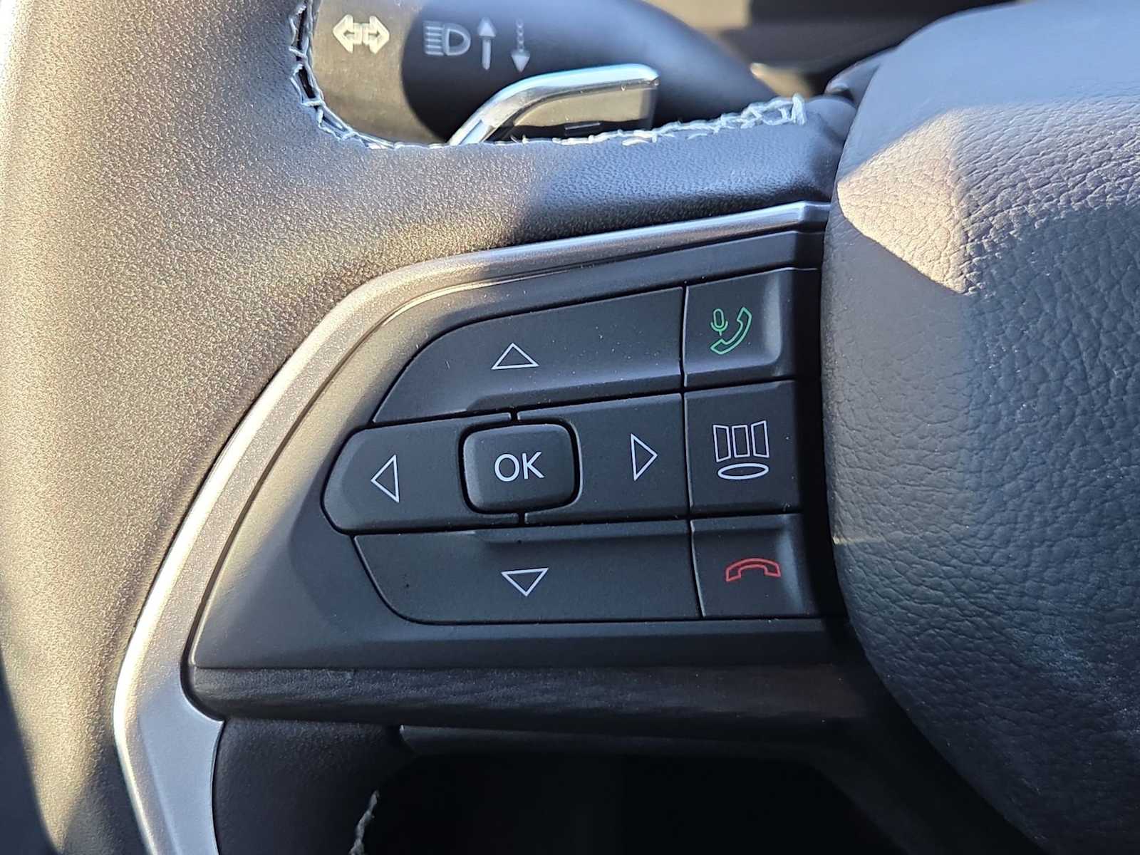 Thumbnail: 2025 Jeep Grand Cherokee L - 22