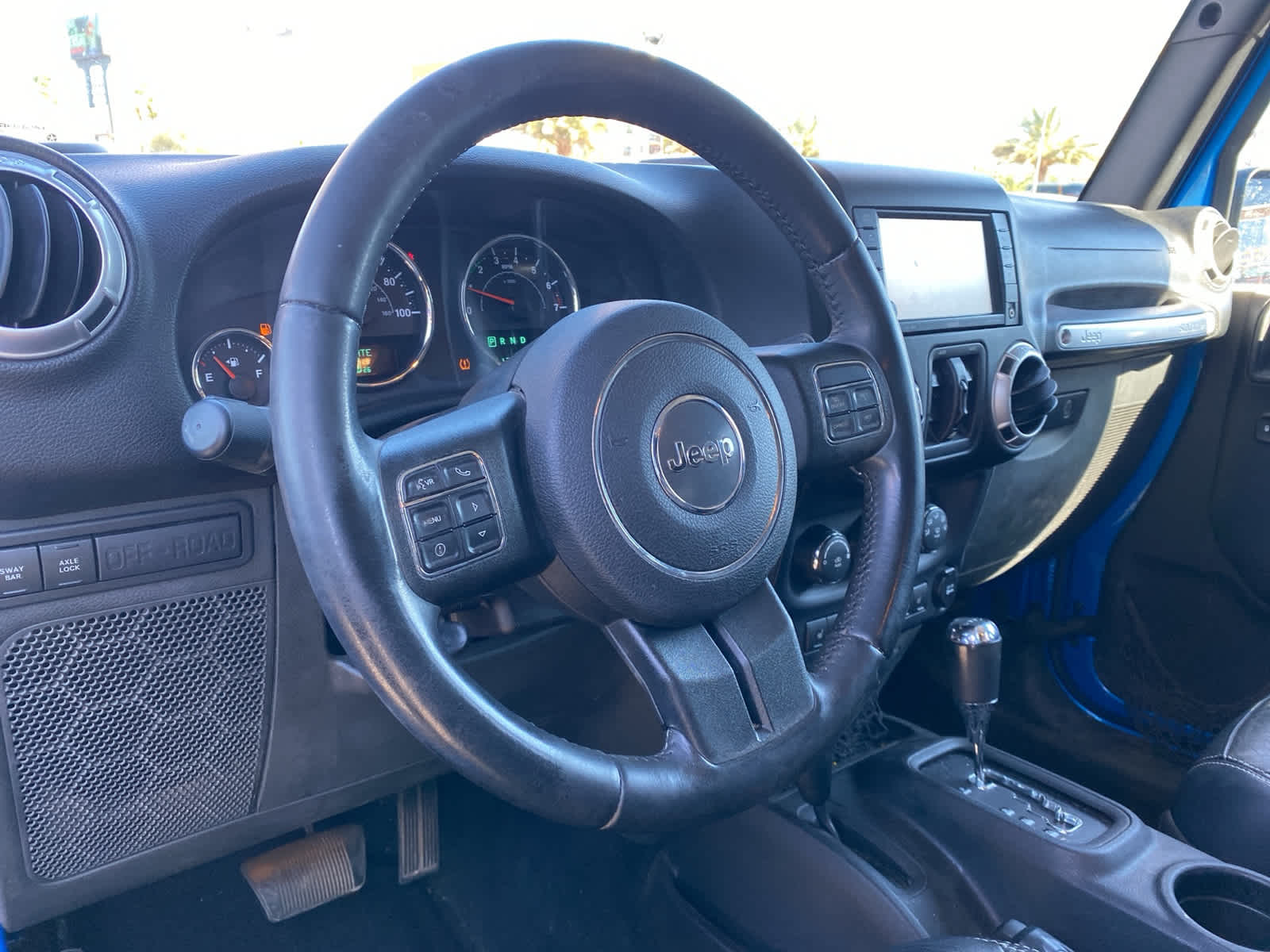 Thumbnail: 2015 Jeep Wrangler - 13