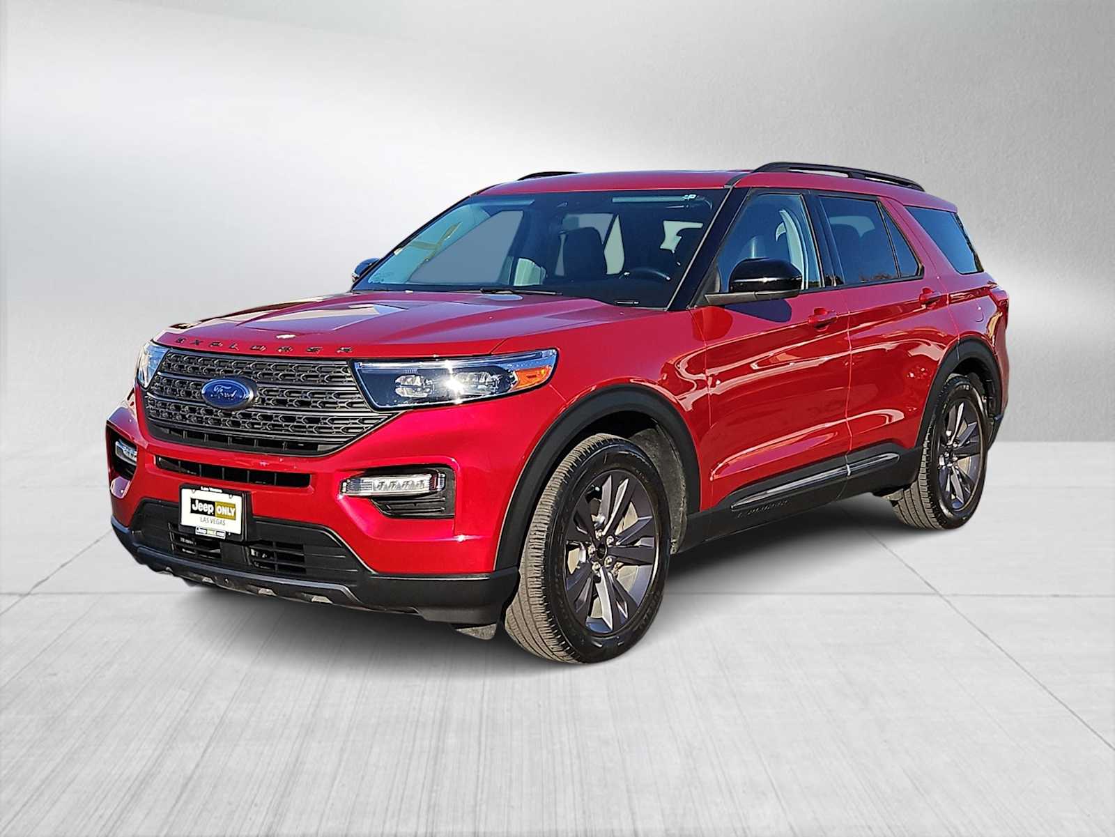 Thumbnail: 2022 Ford Explorer - 4