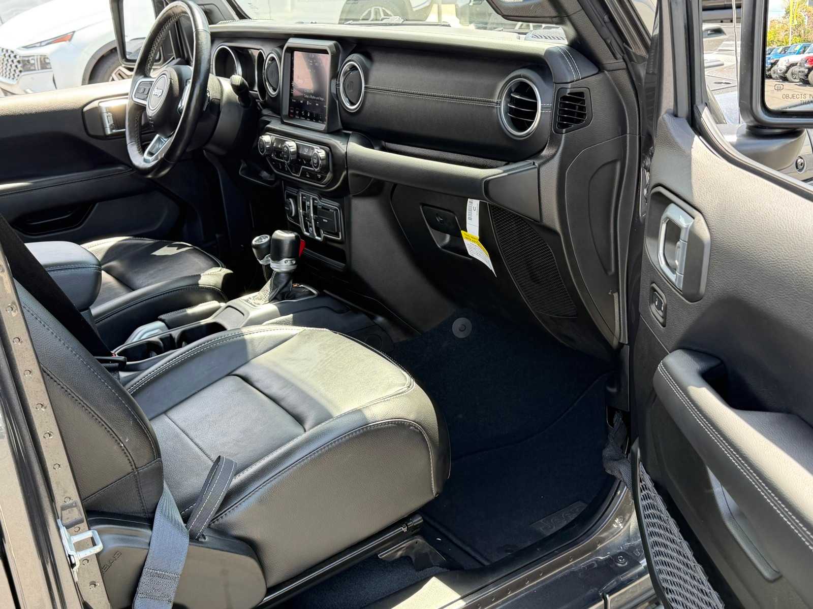 Thumbnail: 2022 Jeep Gladiator - 27