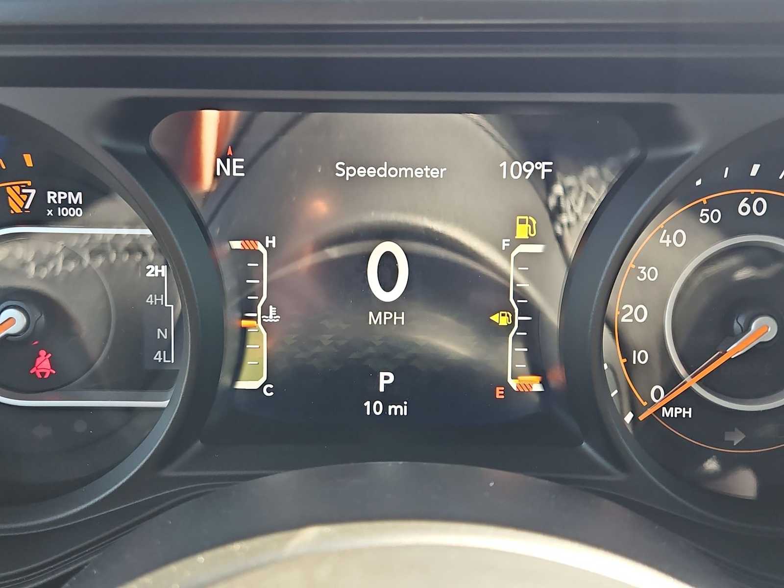 Thumbnail: 2025 Jeep Gladiator - 29