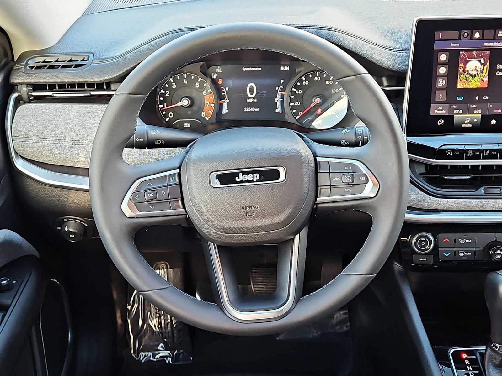 Thumbnail: 2022 Jeep Compass - 22