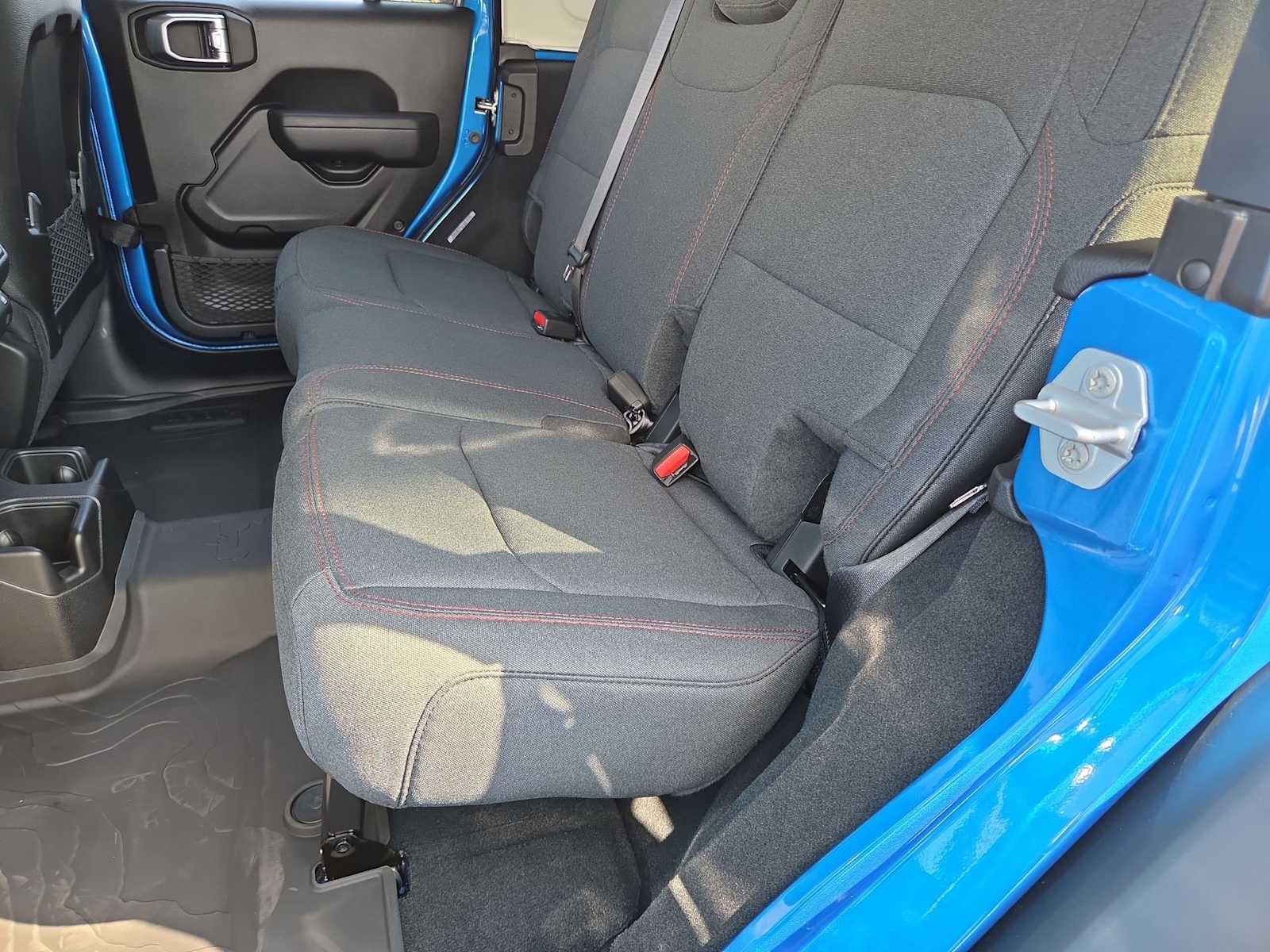 Thumbnail: 2025 Jeep Wrangler - 21