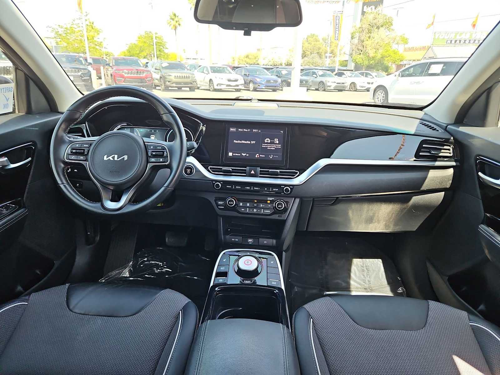 2022 Kia Niro S 13