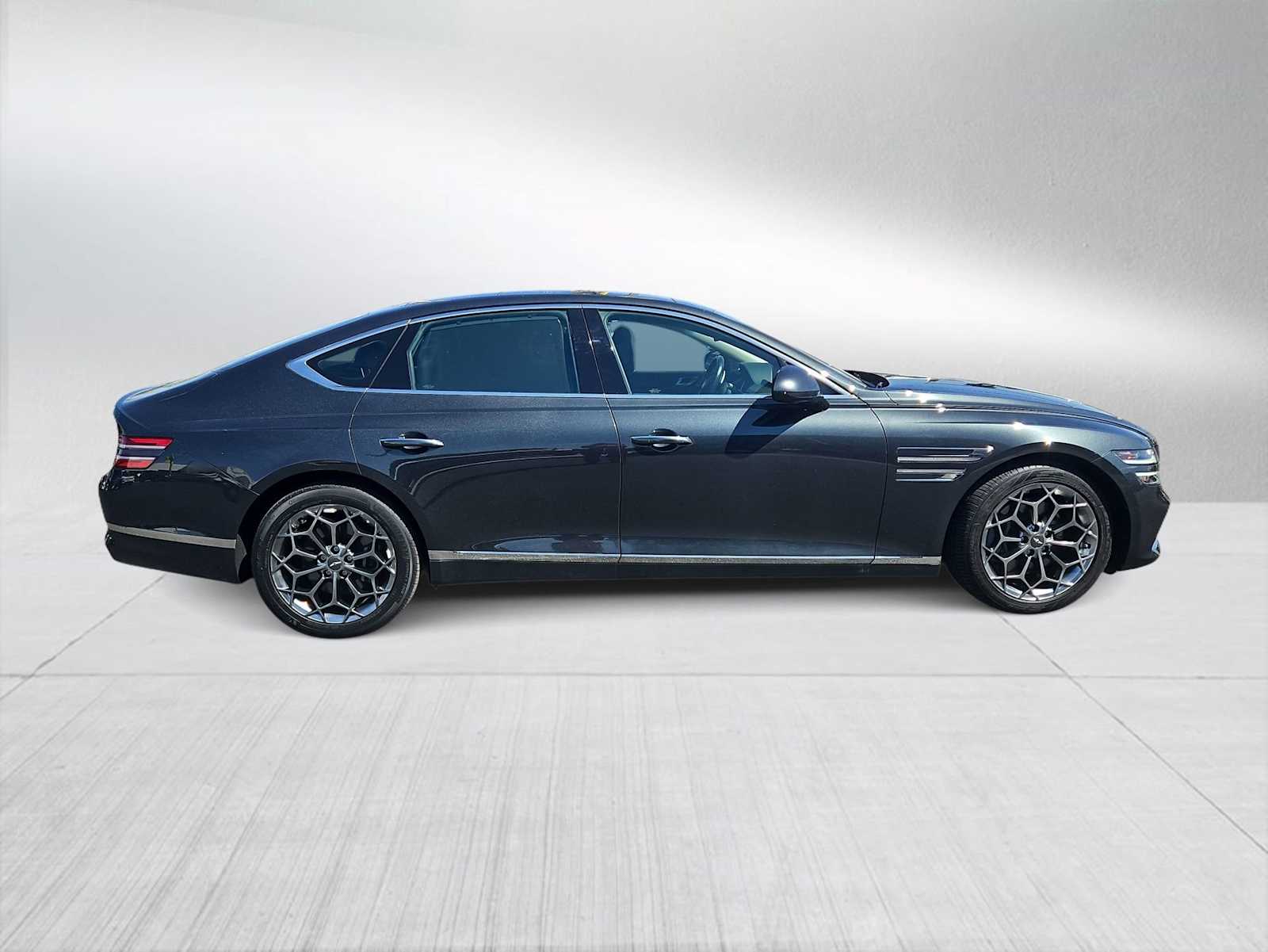 Thumbnail: 2021 Genesis G80 - 9
