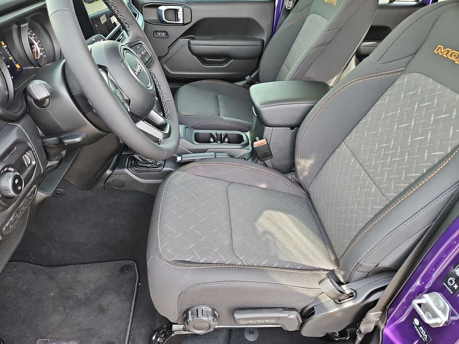 Thumbnail: 2026 Jeep Gladiator - 16