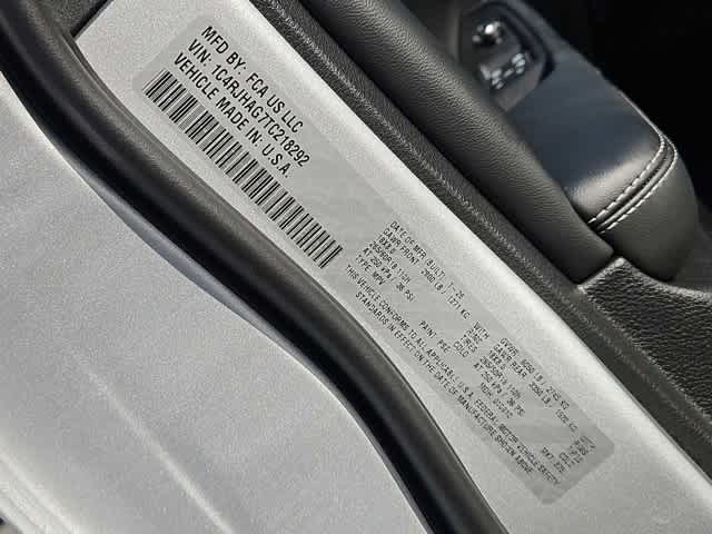 Thumbnail: 2026 Jeep Grand Cherokee - 35