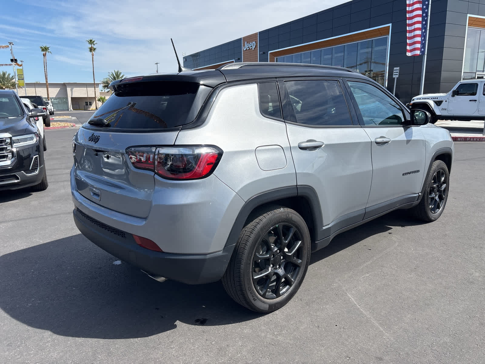 Thumbnail: 2022 Jeep Compass - 5