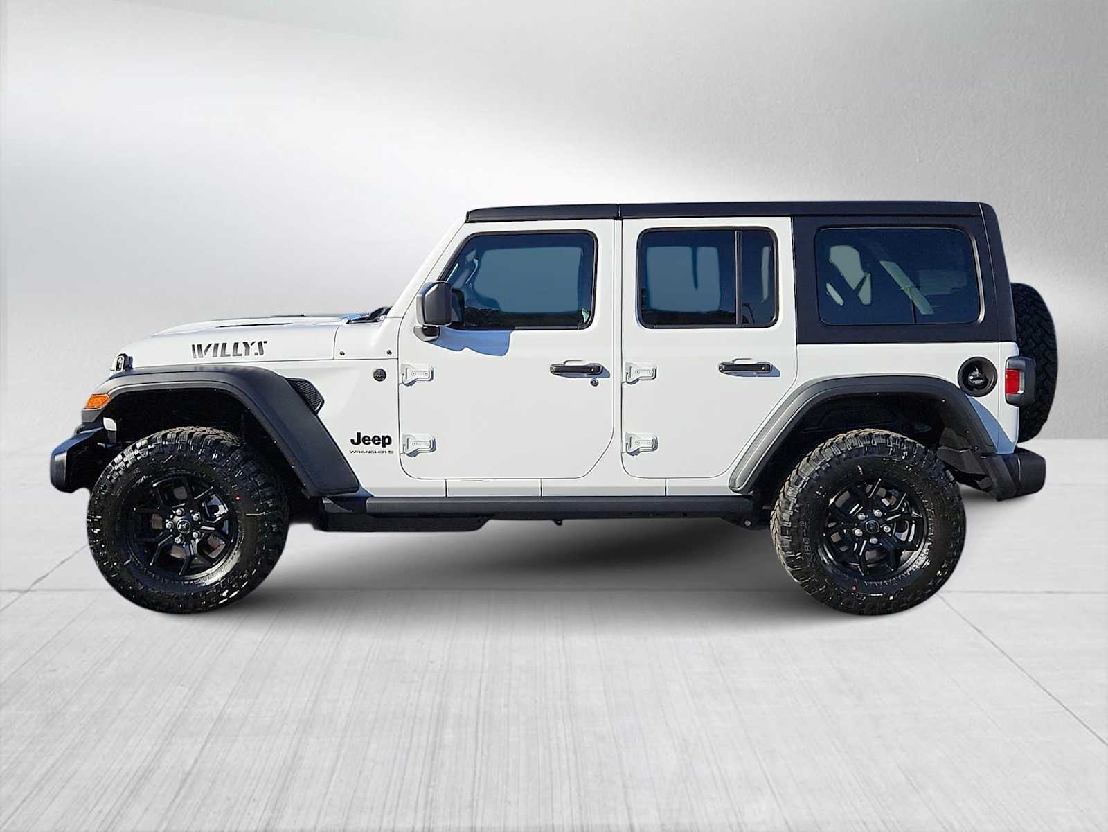 Thumbnail: 2026 Jeep Wrangler - 5