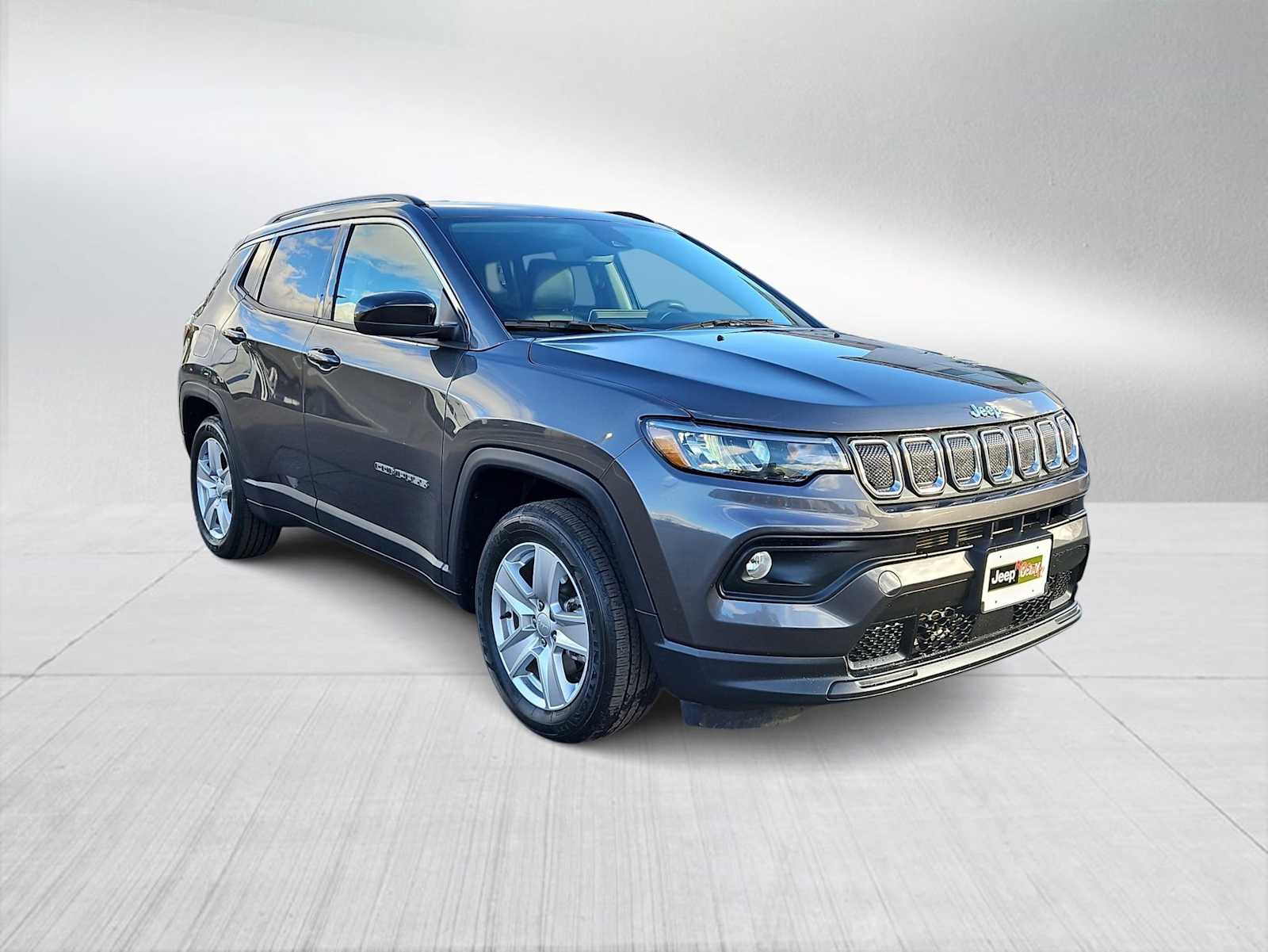 Thumbnail: 2022 Jeep Compass - 2