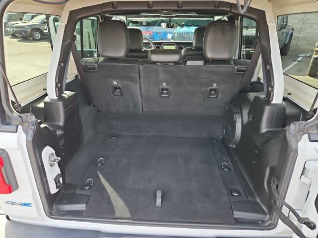 Thumbnail: 2023 Jeep Wrangler - 33