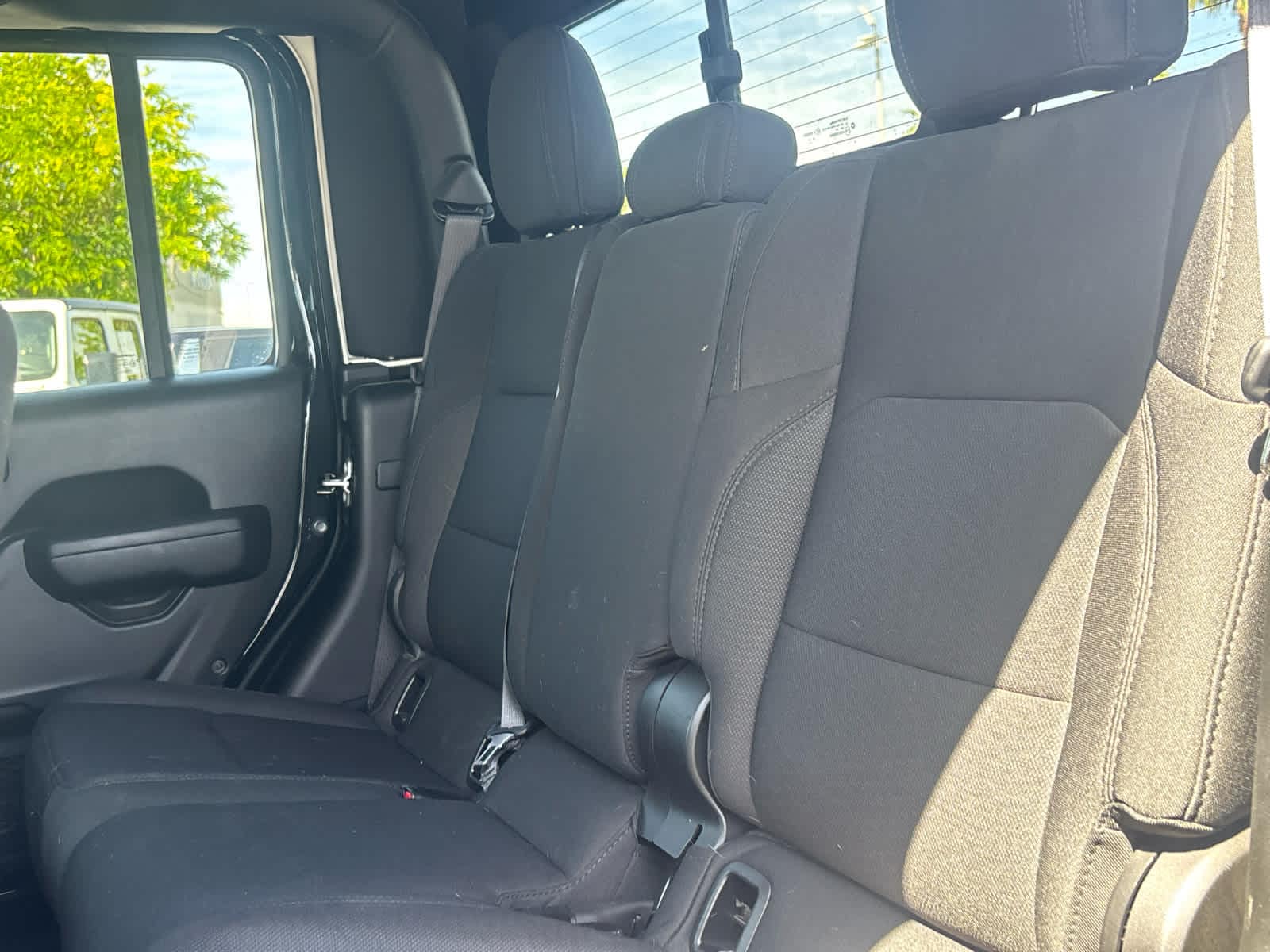 Thumbnail: 2022 Jeep Gladiator - 34