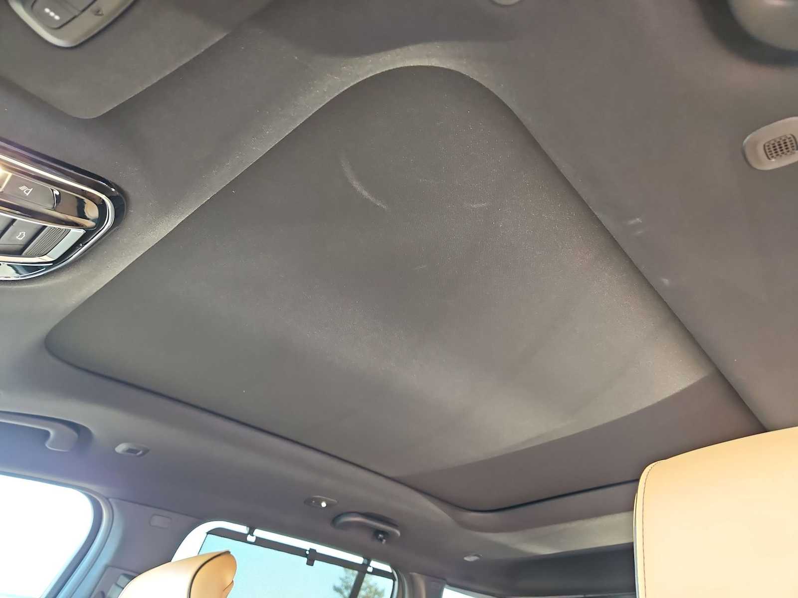 Thumbnail: 2022 Jeep Grand Cherokee - 20