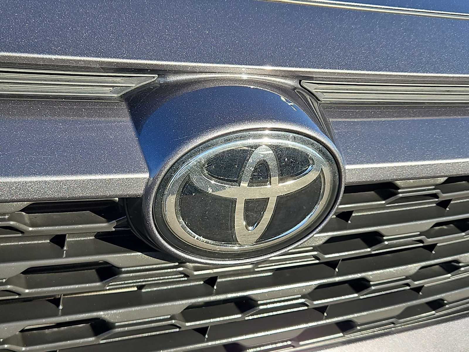 Thumbnail: 2024 Toyota RAV4 - 11