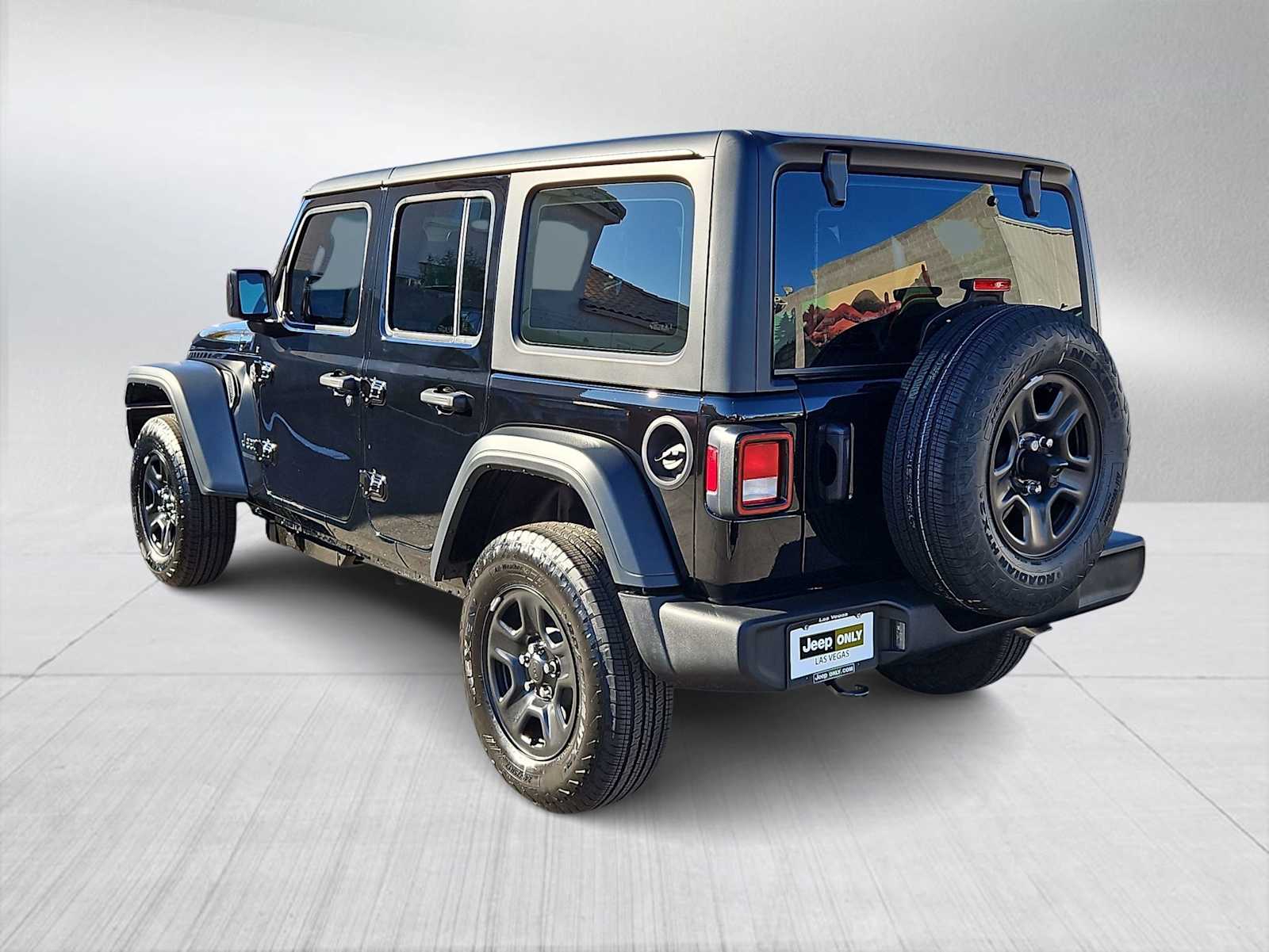 Thumbnail: 2026 Jeep Wrangler - 6