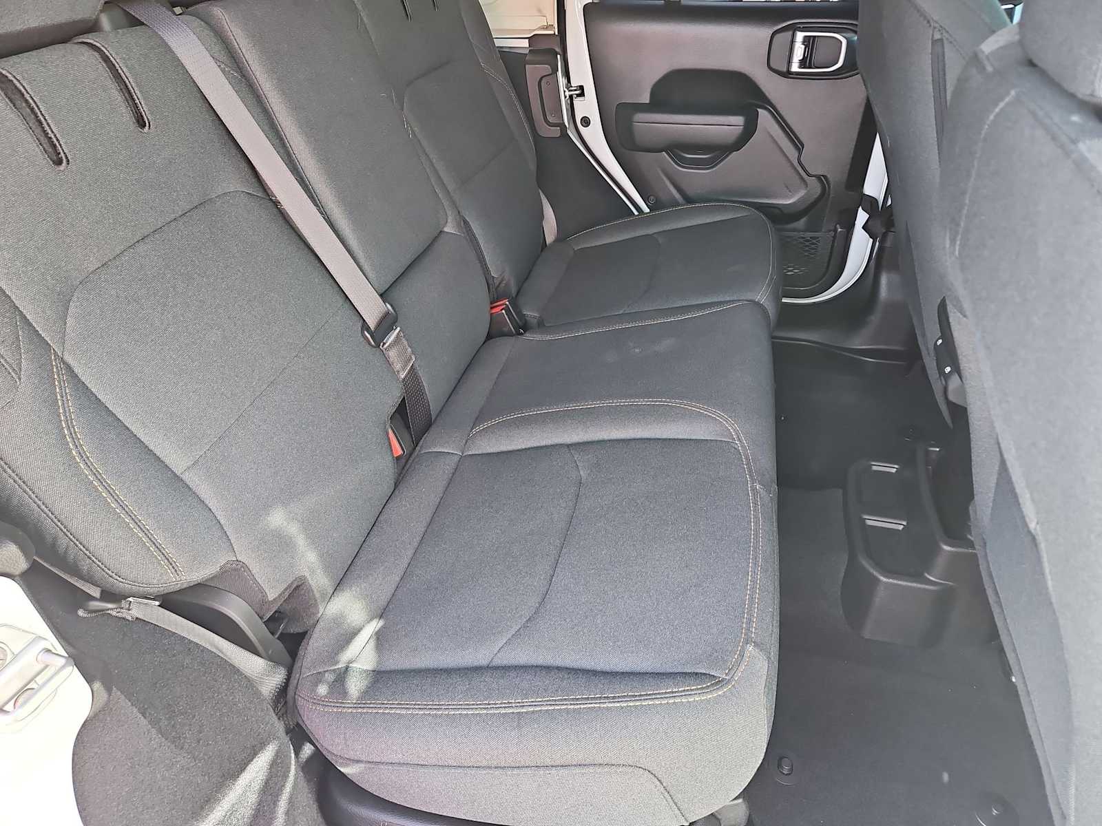 Thumbnail: 2024 Jeep Wrangler - 19