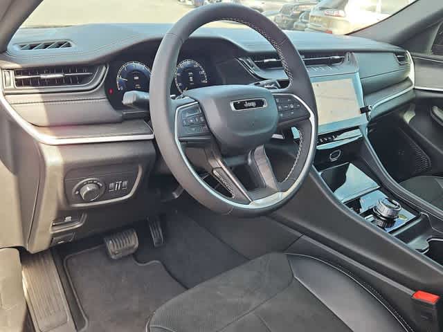 Thumbnail: 2026 Jeep Grand Cherokee - 10