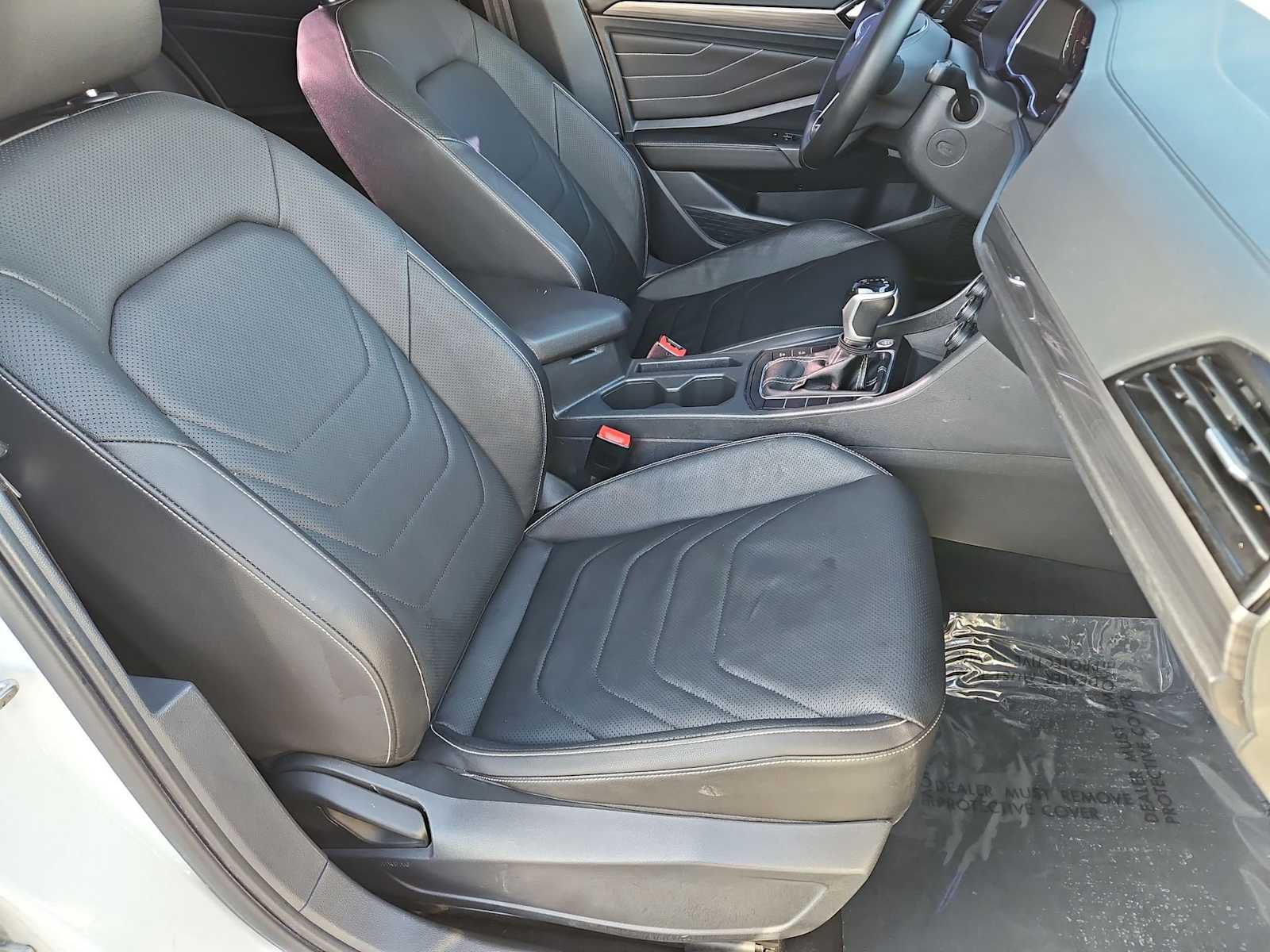 Thumbnail: 2023 Volkswagen Jetta - 22