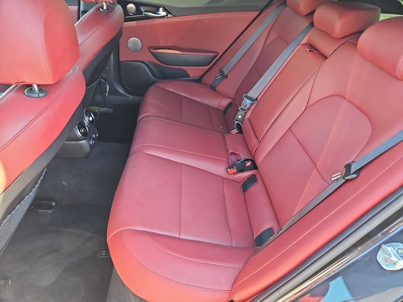 Thumbnail: 2022 Kia Stinger - 20