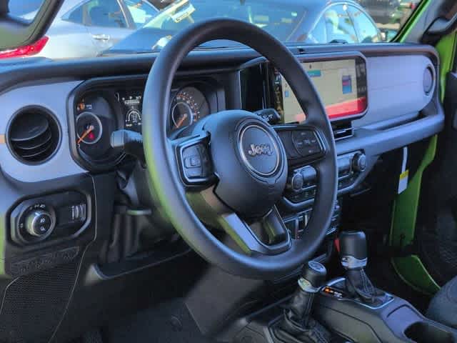 Thumbnail: 2026 Jeep Gladiator - 10