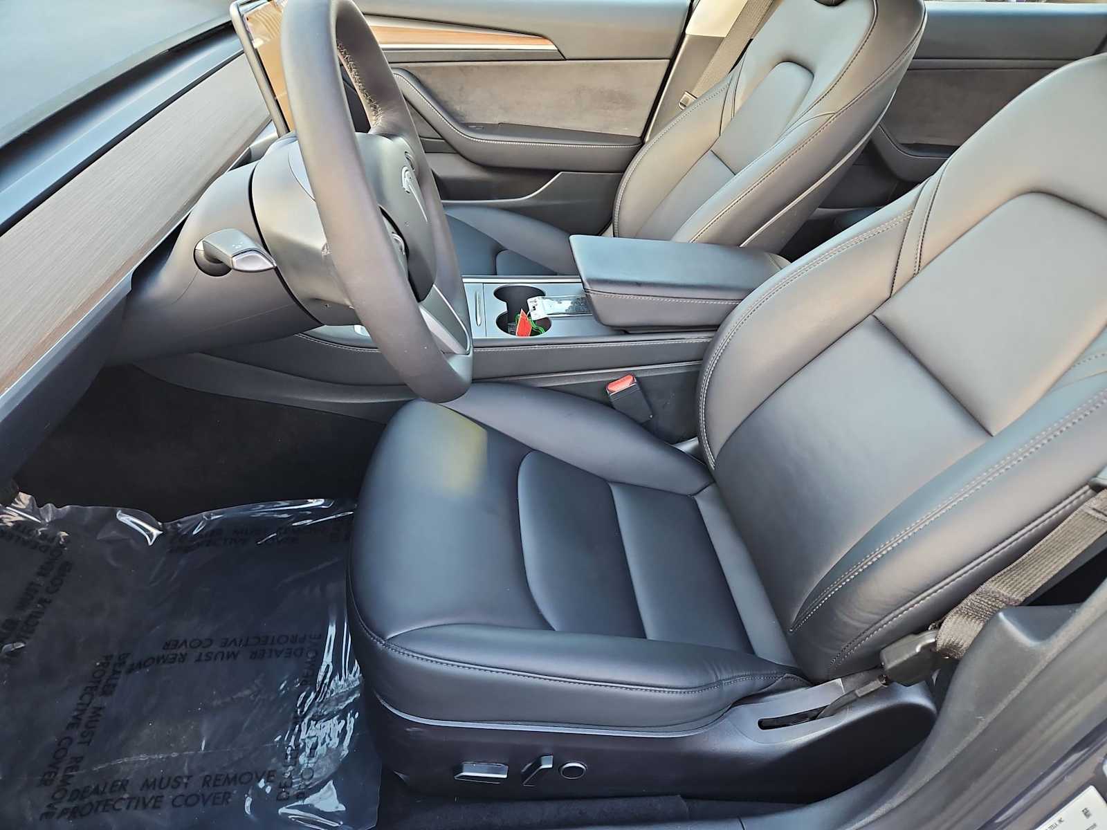 Thumbnail: 2023 Tesla Model 3 - 16