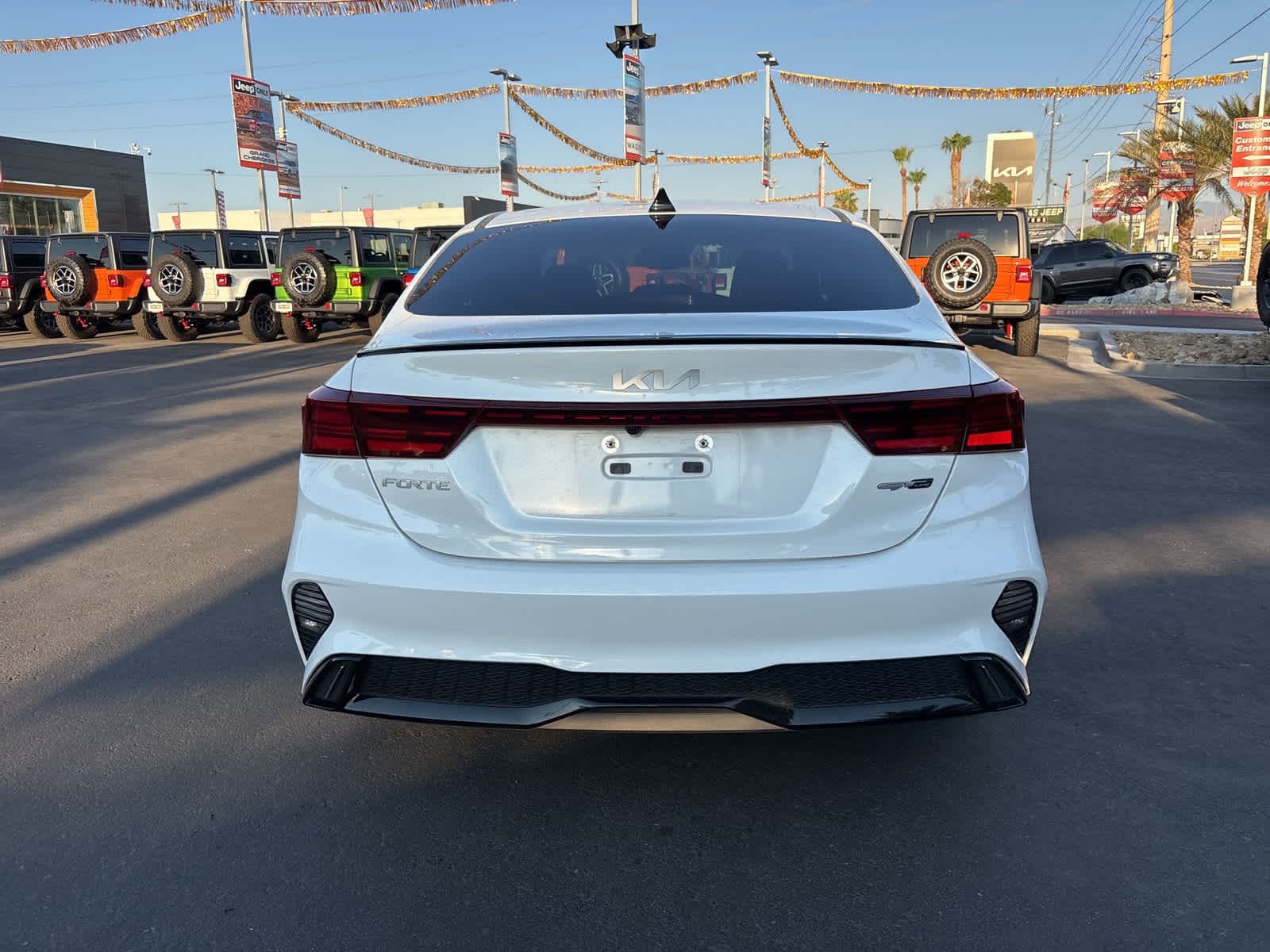 Thumbnail: 2022 Kia Forte - 6