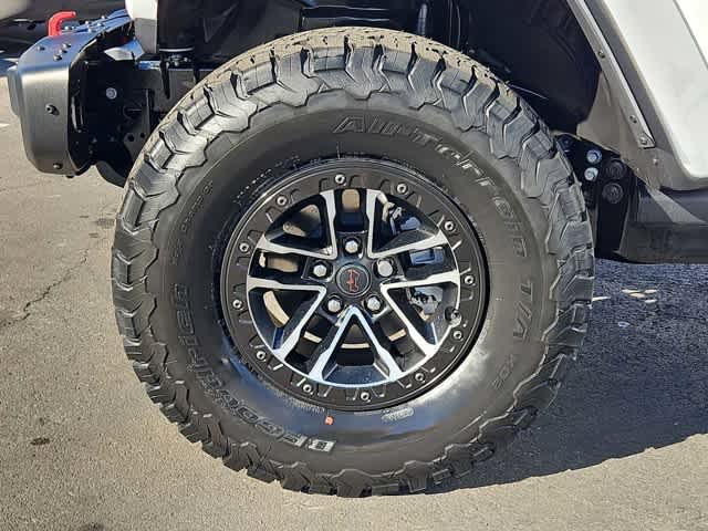 Thumbnail: 2026 Jeep Wrangler - 13