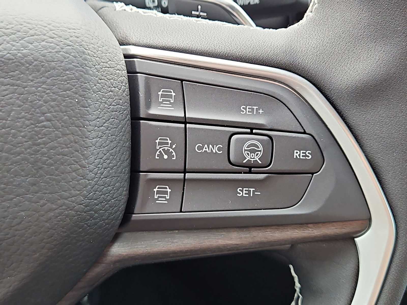 Thumbnail: 2026 Jeep Grand Cherokee - 24