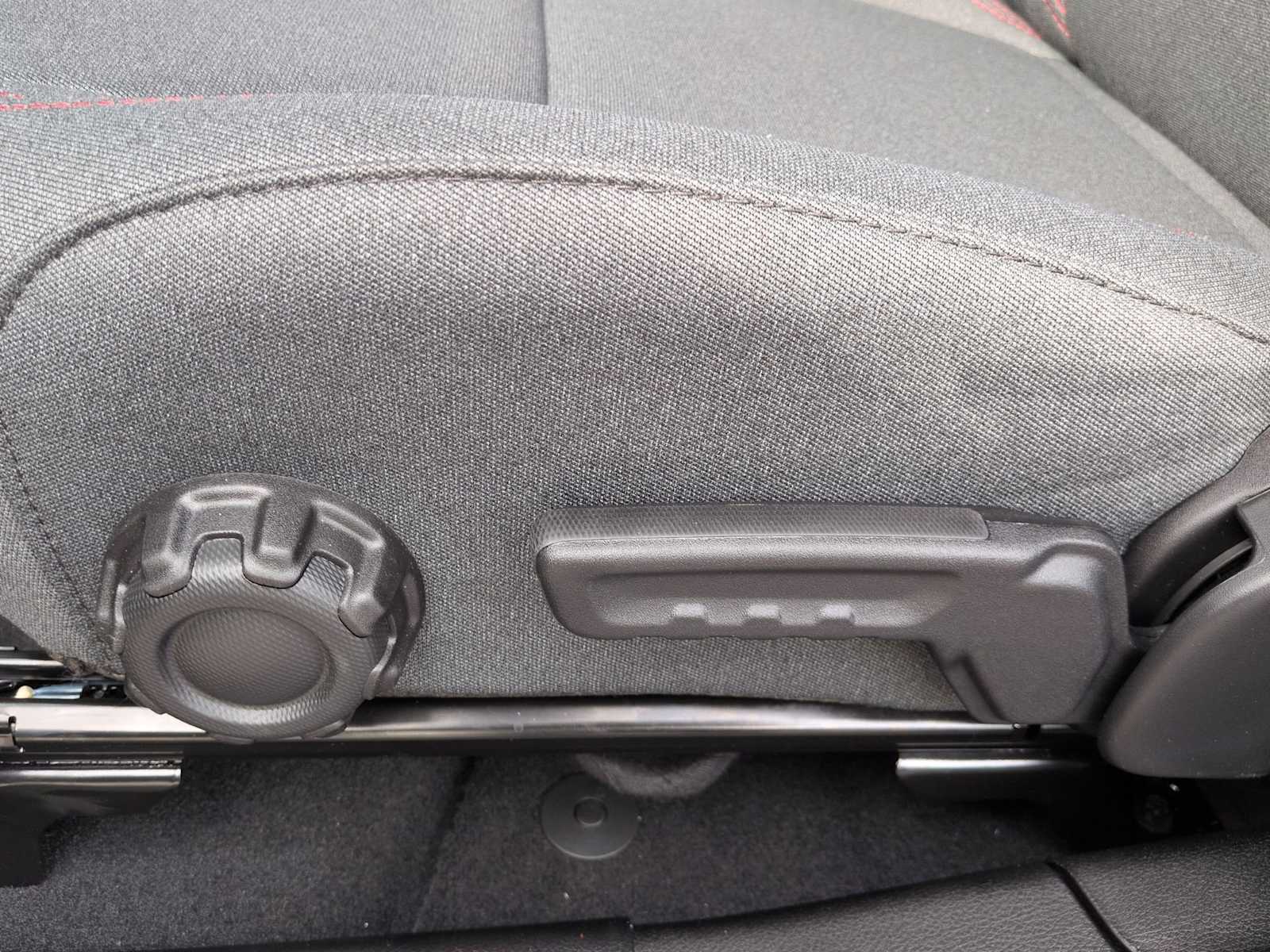 Thumbnail: 2026 Jeep Wrangler - 18