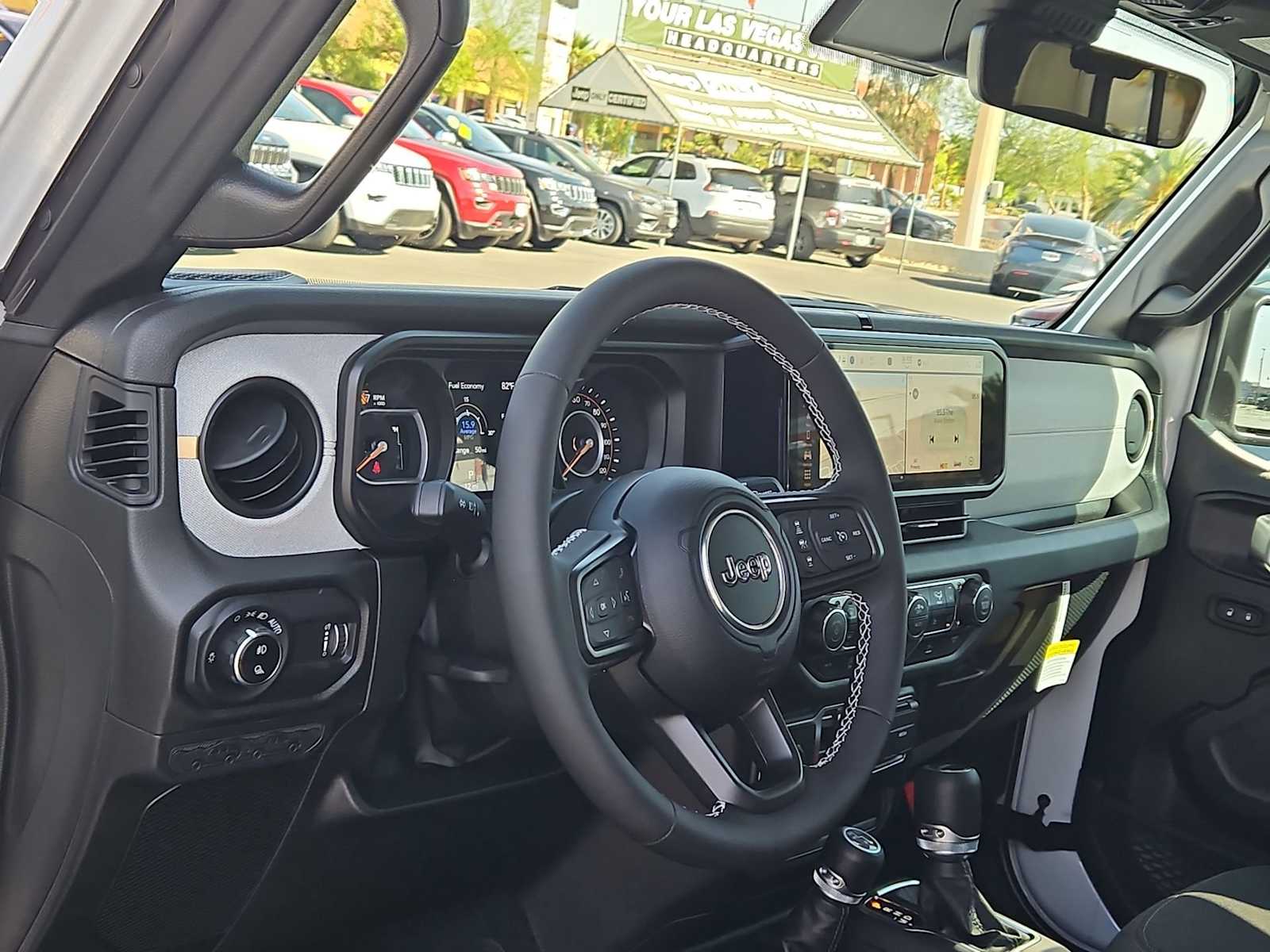 Thumbnail: 2025 Jeep Gladiator - 10