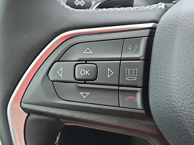 Thumbnail: 2026 Jeep Grand Cherokee - 24