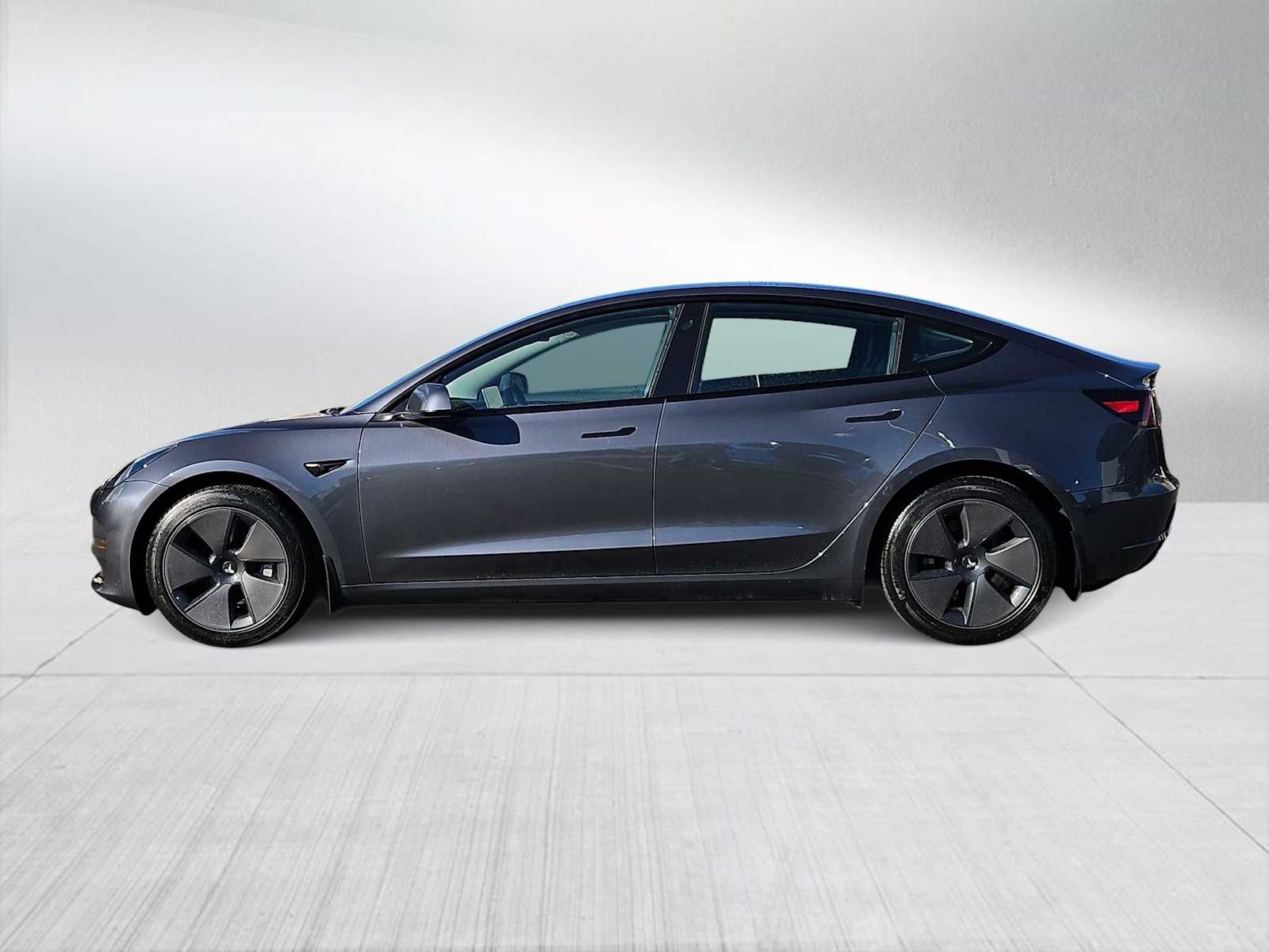 Thumbnail: 2023 Tesla Model 3 - 5
