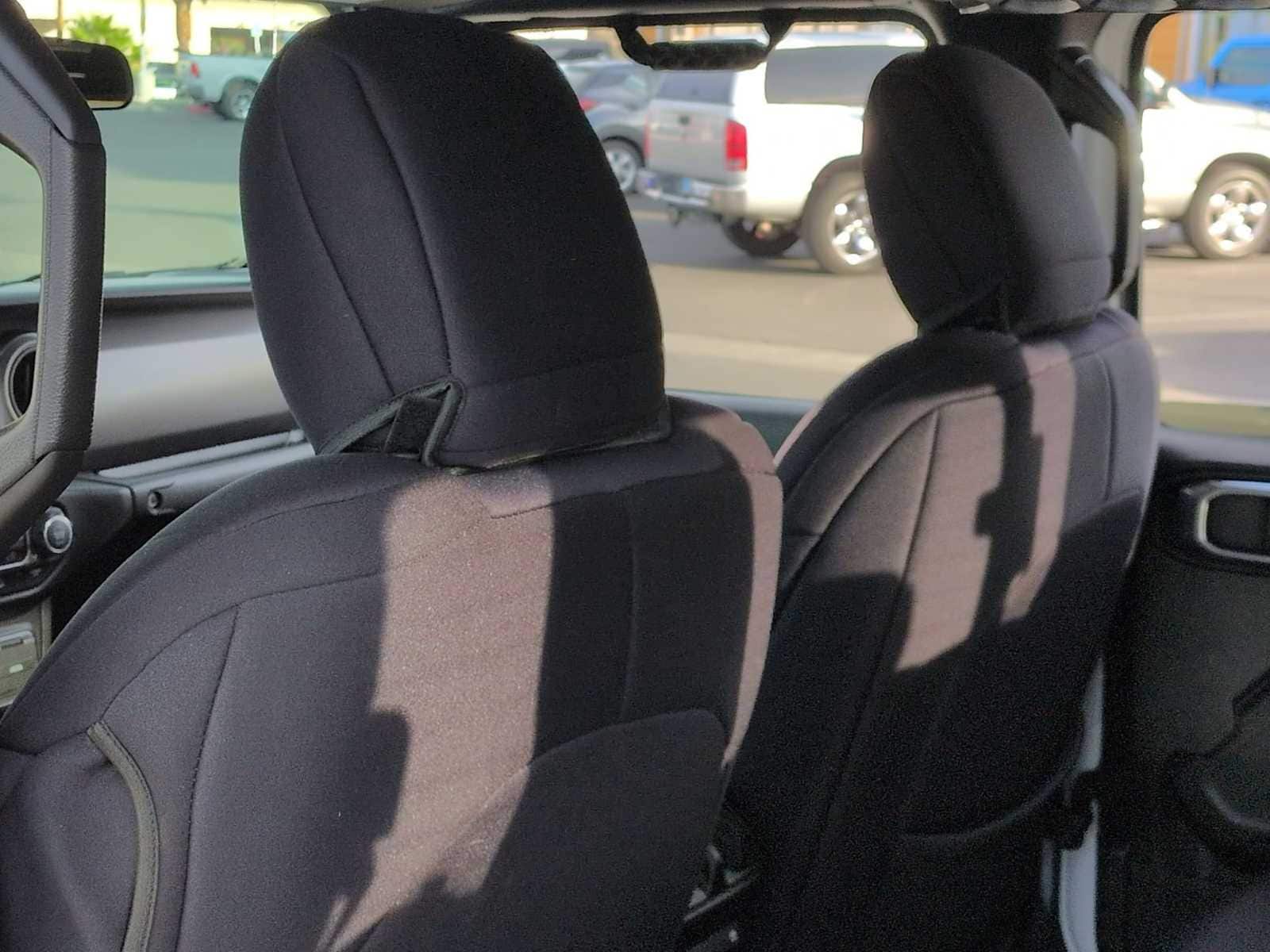 Thumbnail: 2021 Jeep Gladiator - 19