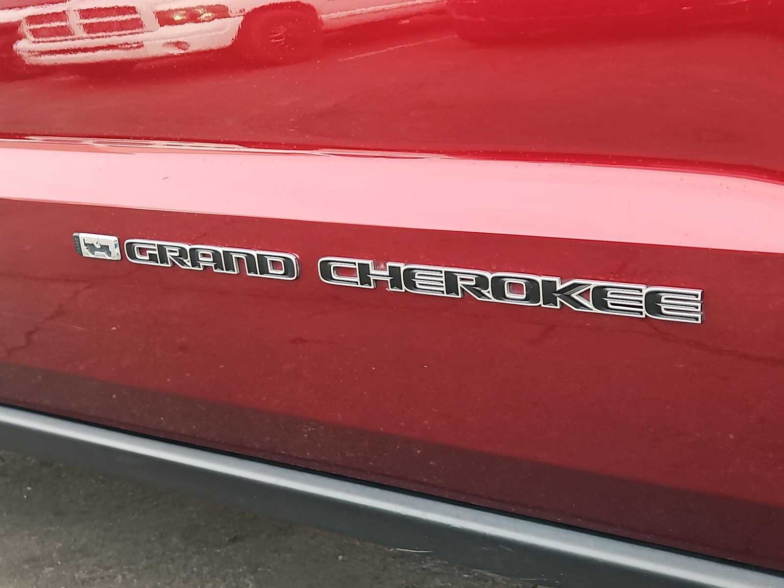 Thumbnail: 2022 Jeep Grand Cherokee - 26