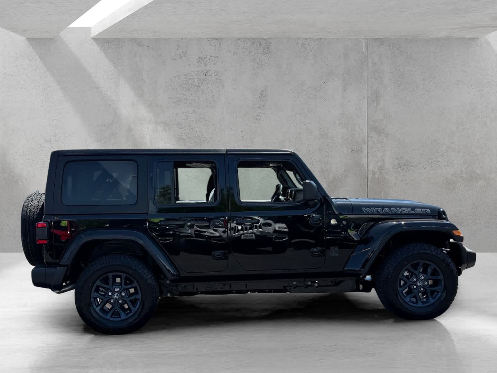Thumbnail: 2026 Jeep Wrangler - 6