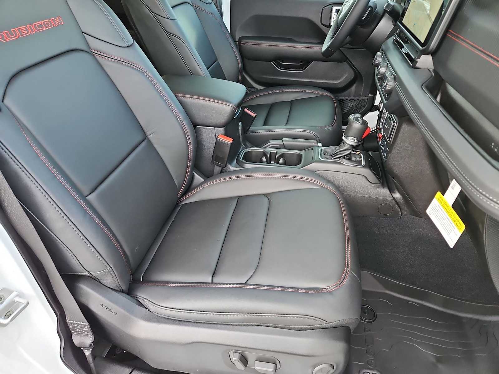 Thumbnail: 2026 Jeep Wrangler - 21