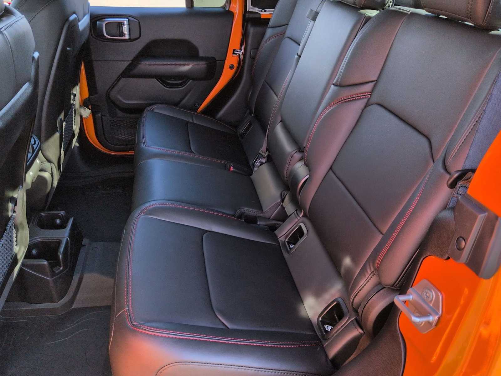 Thumbnail: 2025 Jeep Gladiator - 20