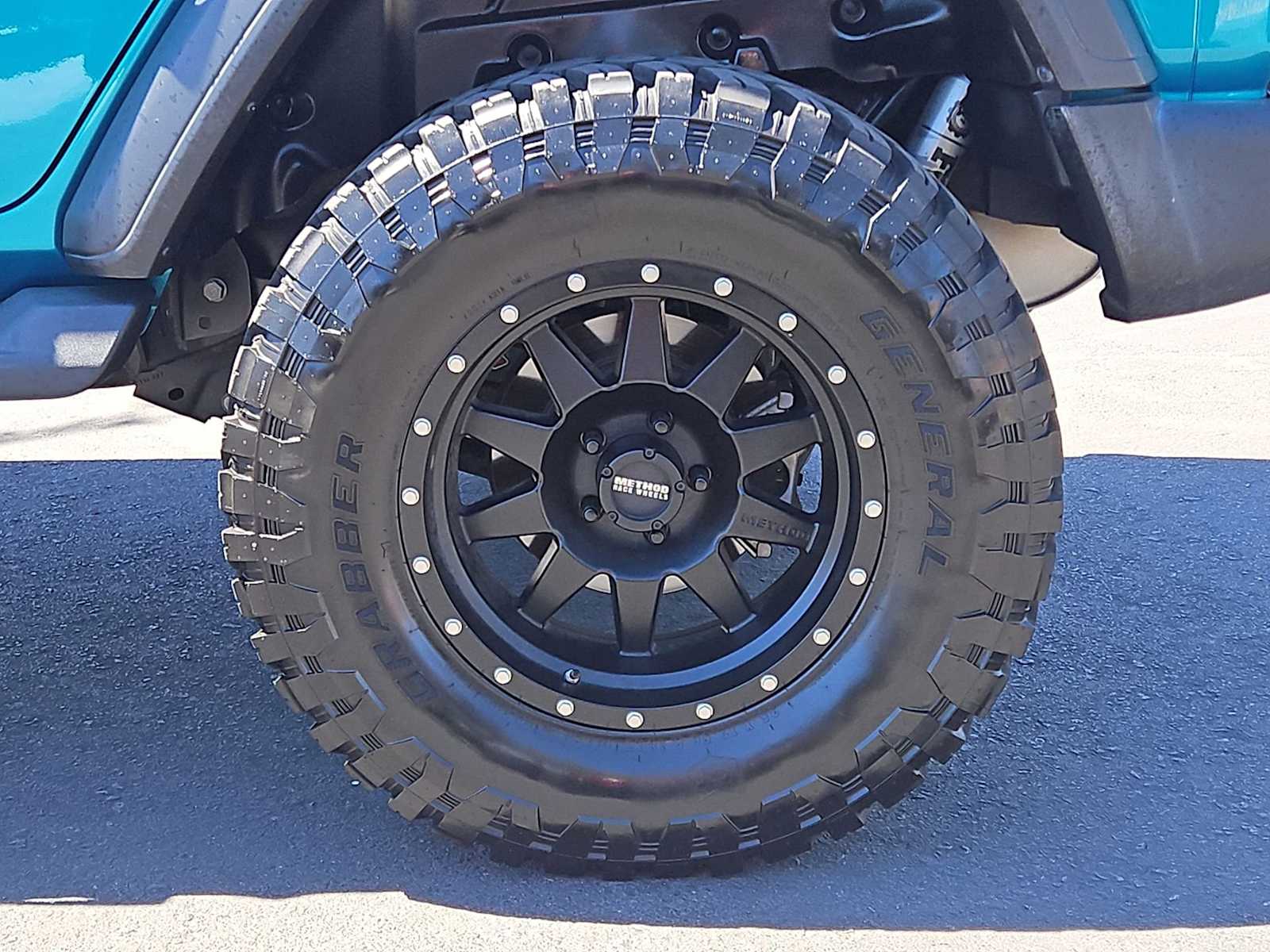 Thumbnail: 2020 Jeep Wrangler - 12