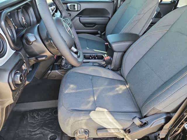 2026 Jeep Wrangler 4-Door Willys - Photo 16