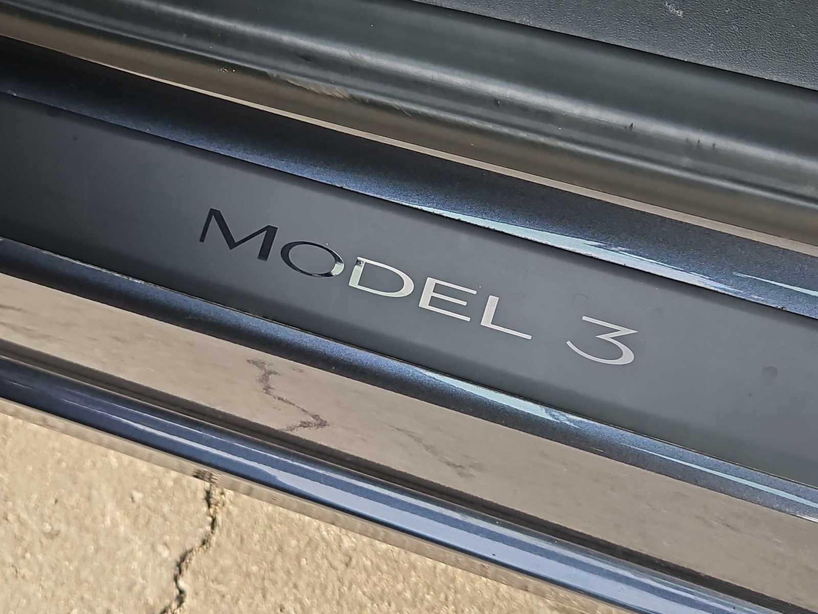 Thumbnail: 2023 Tesla Model 3 - 12