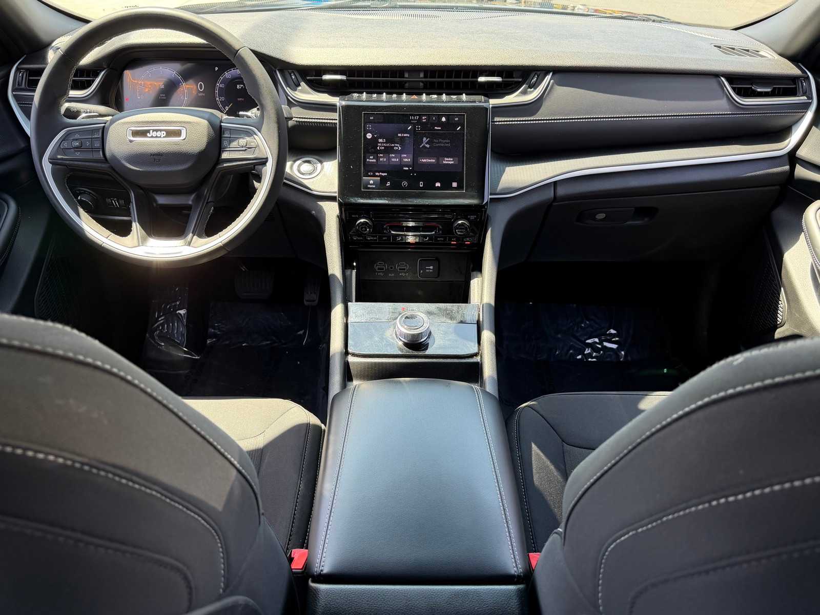 Thumbnail: 2024 Jeep Grand Cherokee - 21