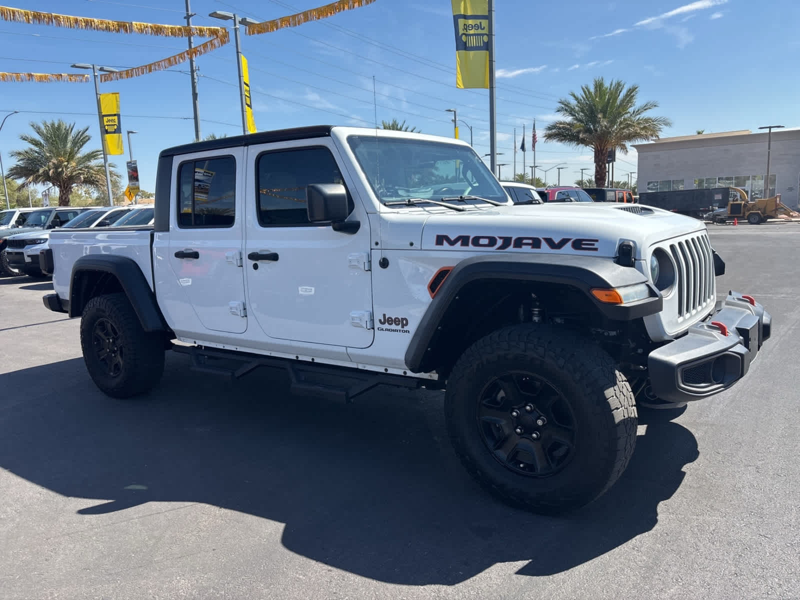 Thumbnail: 2021 Jeep Gladiator - 3