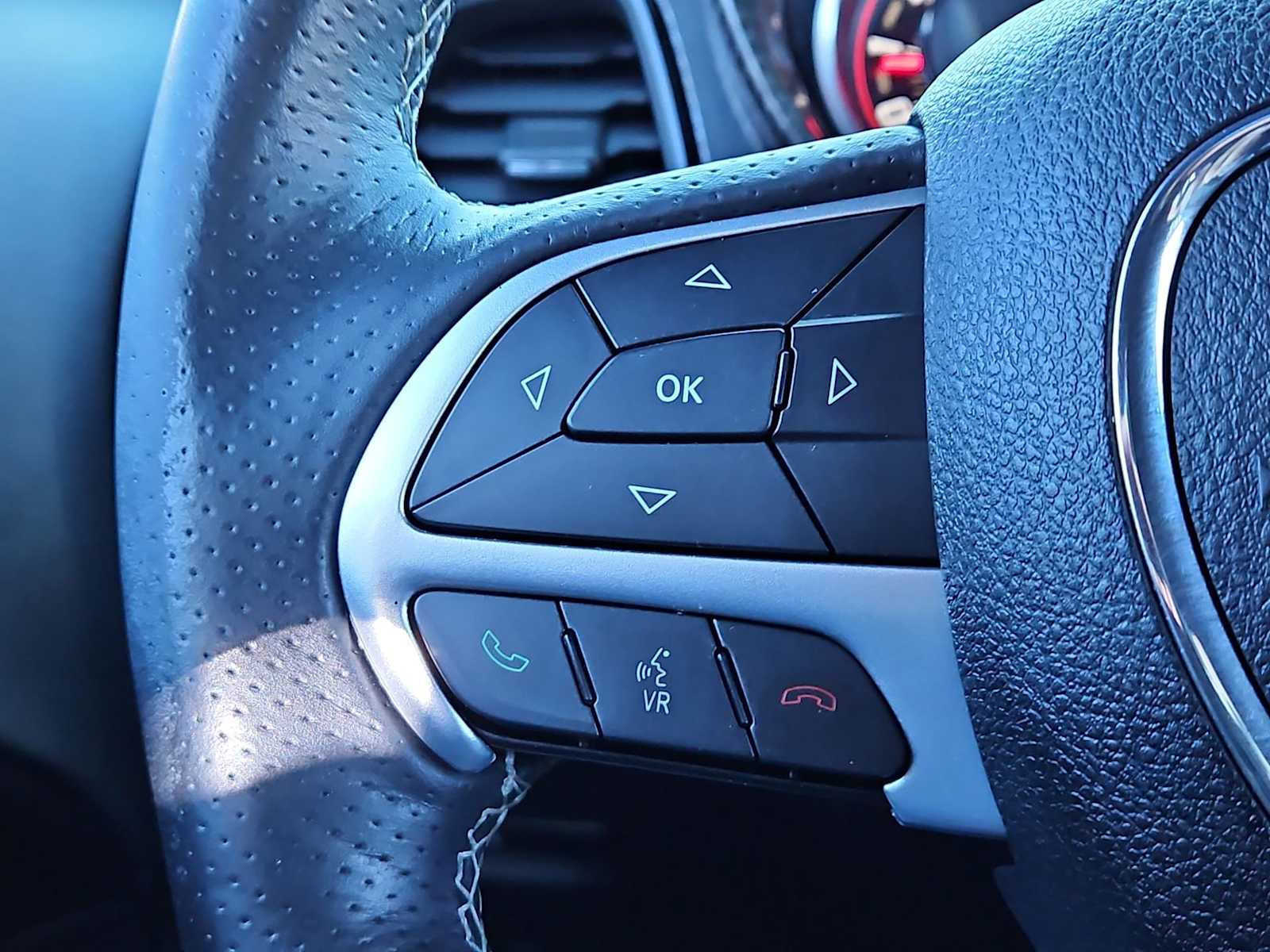 Thumbnail: 2016 Dodge Challenger - 21