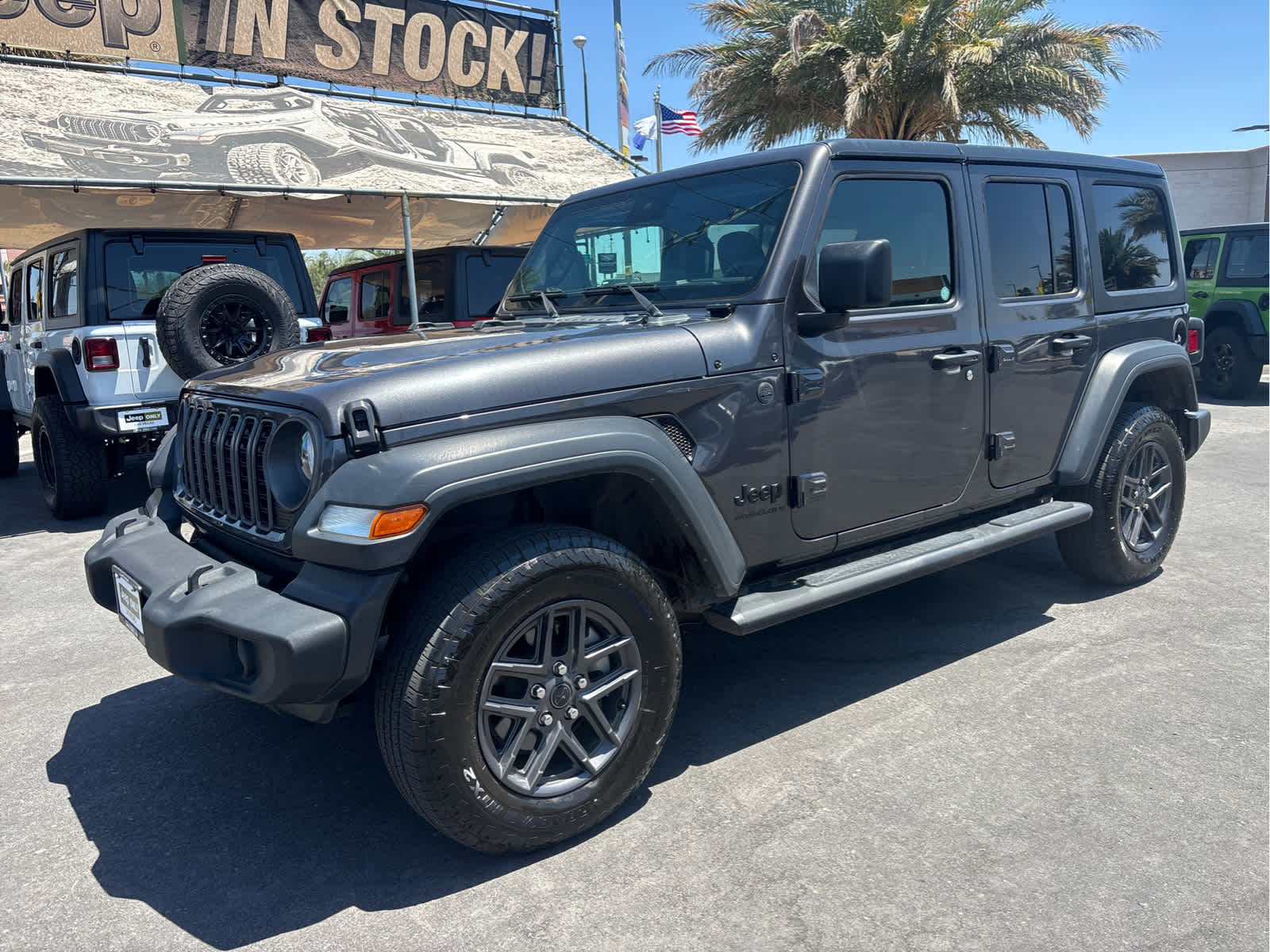 2024 Jeep Wrangler Sport S's photo